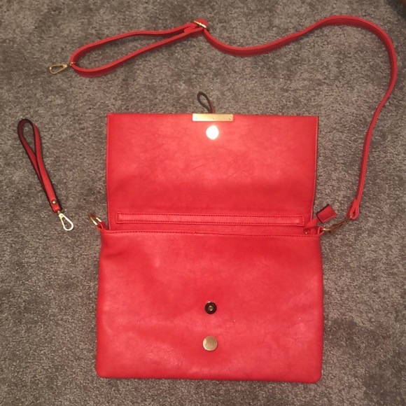 Red Shoulder Purse - Picture 2 of 6